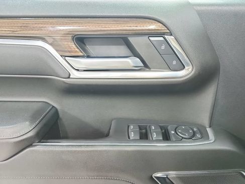 Used 2024 Chevrolet Silverado 1500 LT AWD/4WD image 32
