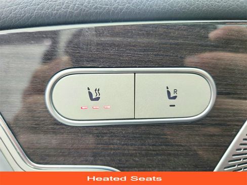 Used 2020 Mercedes-Benz GLS 450 4MATIC image 20