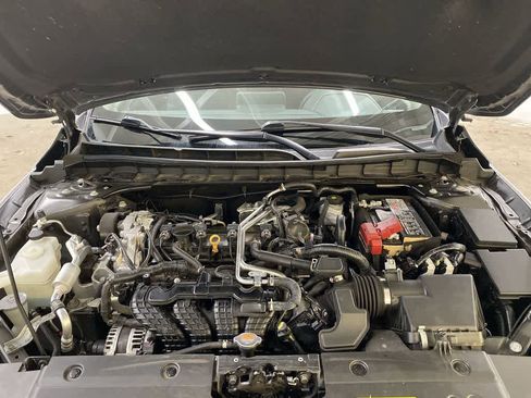 Used 2023 Nissan Altima 2.5 SV image 13