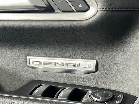 Used 2023 GMC Sierra 1500 Denali image 19