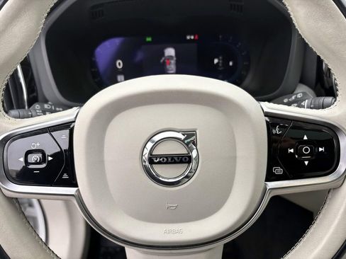 Used 2023 Volvo XC60 B5 Plus w/ Climate Package image 16