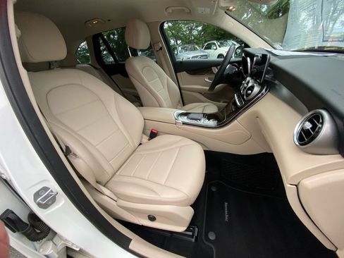 Used 2020 Mercedes-Benz GLC 300 image 28