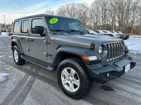 Used 2021 Jeep Wrangler Unlimited Sport image 2