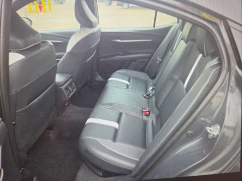 Used 2025 Toyota Camry SE FWD image 15