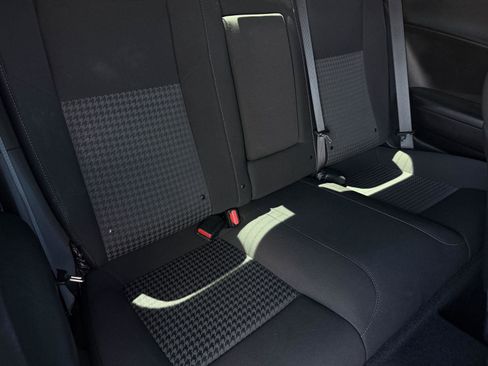 Used 2021 Dodge Challenger R/T Scat Pack RWD image 25