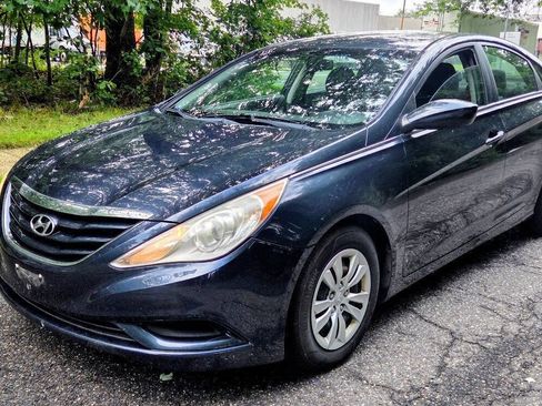 Used 2011 Hyundai Sonata GLS FWD image 4