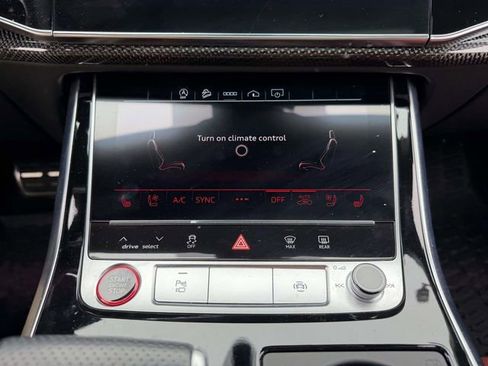 Used 2024 Audi SQ7 Premium Plus AWD/4WD image 25