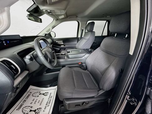 Certified 2025 Ford Expedition Max Active AWD/4WD image 2