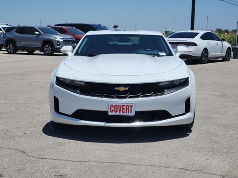 Used 2023 Chevrolet Camaro LT RWD image 2