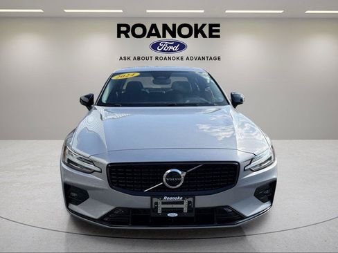 Used 2024 Volvo S60 B5 Core FWD image 13