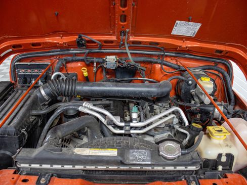 Used 2006 Jeep Wrangler X AWD/4WD image 9