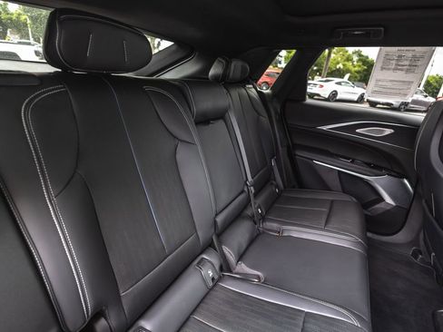 Used 2024 Cadillac Lyriq Sport AWD/4WD image 32