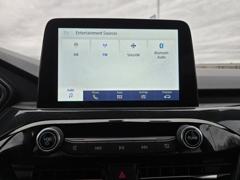 Used 2025 Ford Escape ST-Line image 25