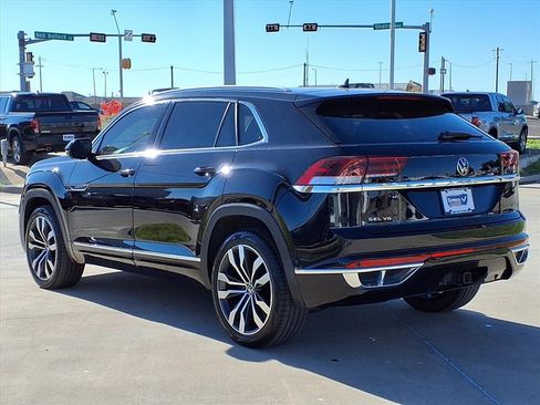 Used 2023 Volkswagen Atlas Cross Sport SEL Premium R-Line image 5