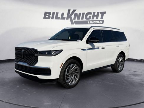 New 2026 Lincoln Navigator Reserve AWD/4WD image 1