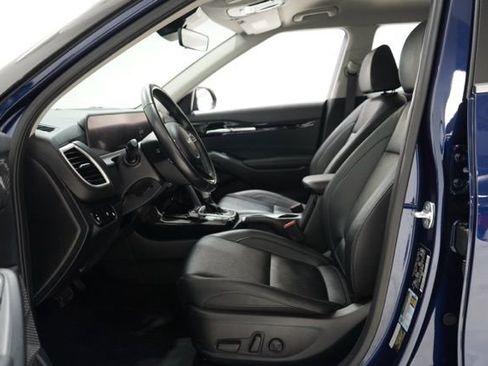 Used 2024 Kia Seltos EX FWD image 15