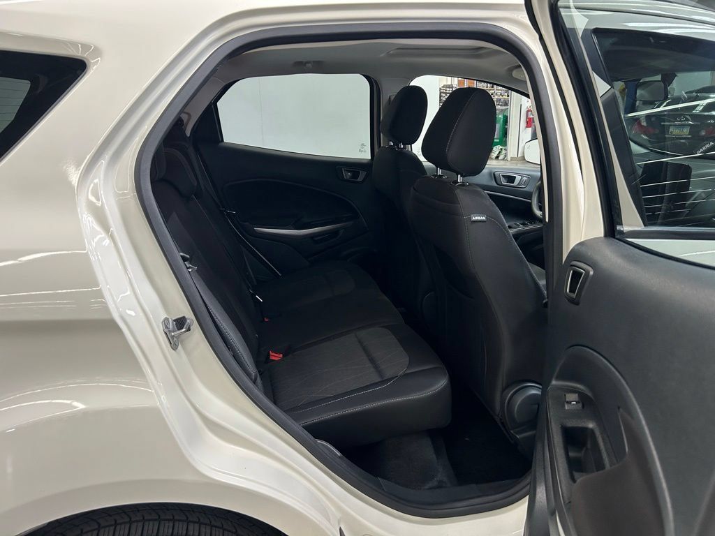 Used 2021 Ford EcoSport SE w/ SE Convenience Package FWD image 9