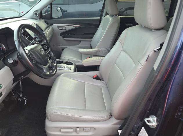 Used 2022 Honda Pilot EX-L image 2