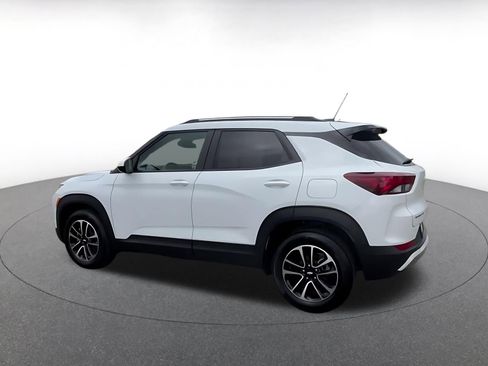 Used 2025 Chevrolet TrailBlazer LT image 10