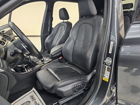 Used 2018 BMW X1 sDrive28i image 17