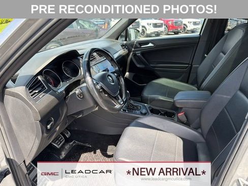 Used 2021 Volkswagen Tiguan SE R-Line AWD/4WD image 22