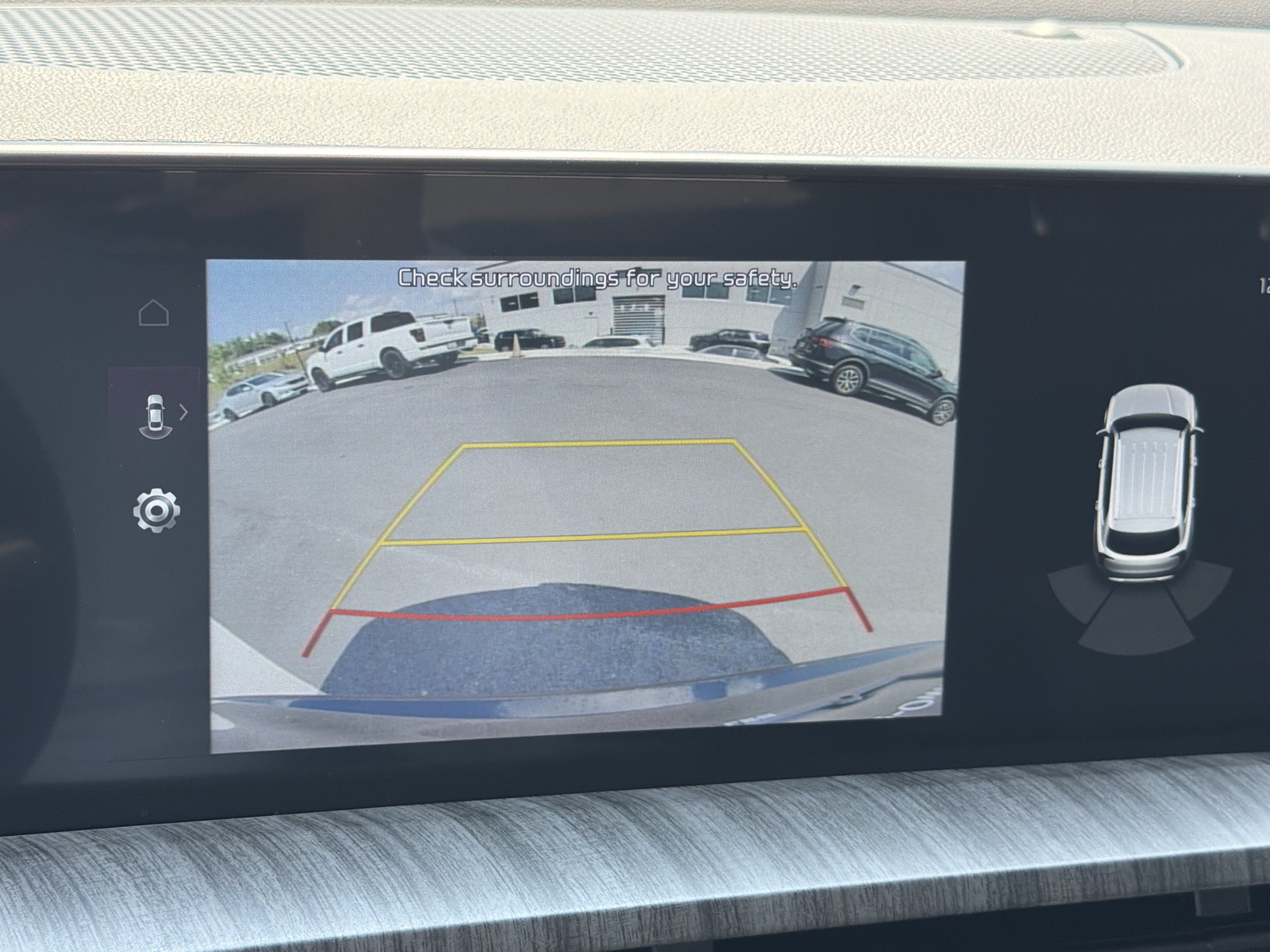 Used 2025 Kia Telluride EX w/ EX Captain's Chair Package FWD image 33