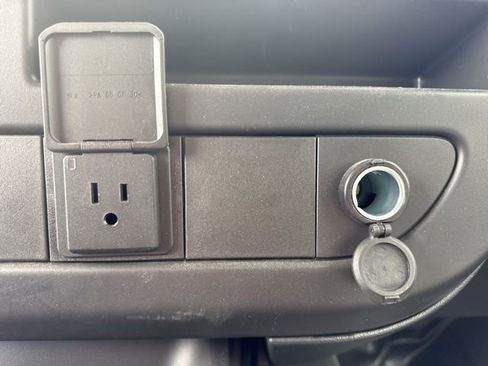 New 2025 Chevrolet Express 3500 RWD image 18