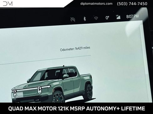 Used 2026 Rivian R1T Premium AWD/4WD image 35