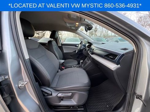 Certified 2022 Volkswagen Taos SE image 18