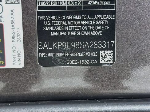 Certified 2025 Land Rover Range Rover SE AWD/4WD image 36