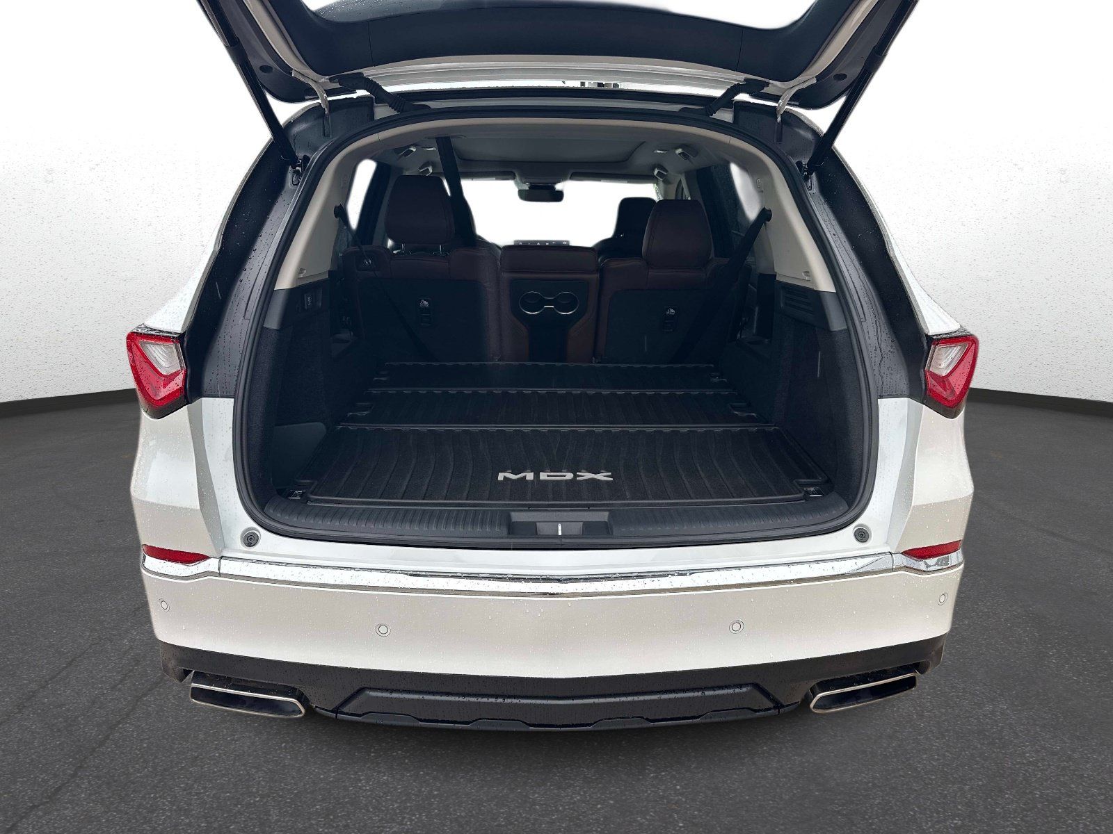 Used 2023 Acura MDX w/ Technology Package FWD image 11