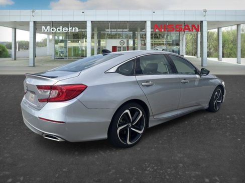 Used 2022 Honda Accord Sport Special Edition image 5