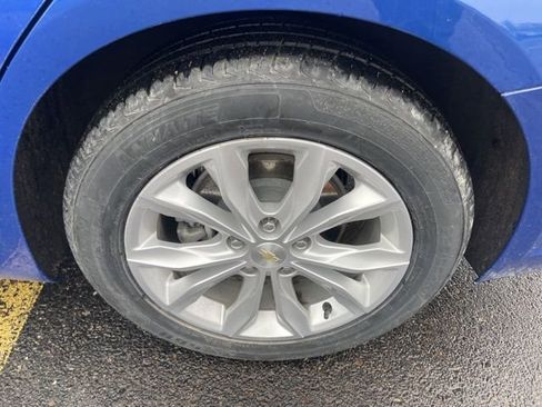 Used 2023 Chevrolet Malibu LT image 16