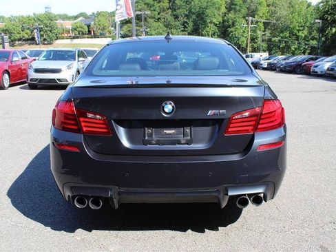 Used 2013 BMW M5 RWD image 4