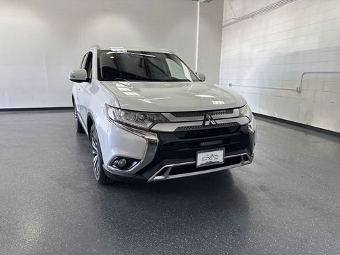 Used 2020 Mitsubishi Outlander SEL image 1