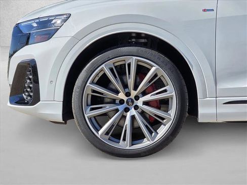 New 2026 Audi Q8 Prestige image 9