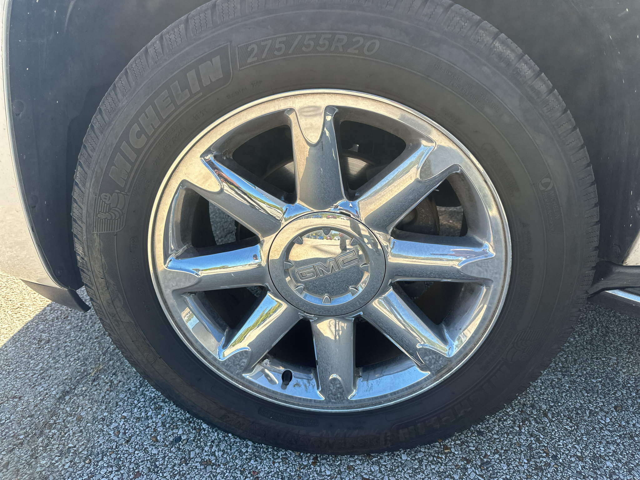 Used 2014 GMC Yukon Denali RWD image 28