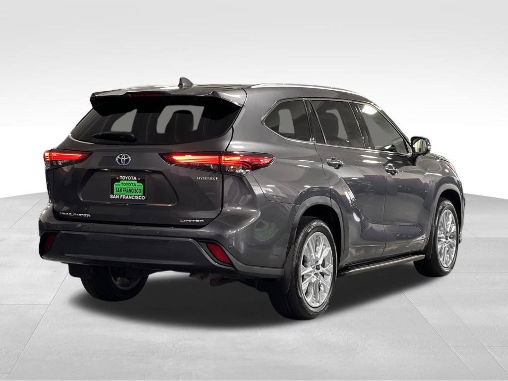 Used 2023 Toyota Highlander Limited AWD/4WD image 5