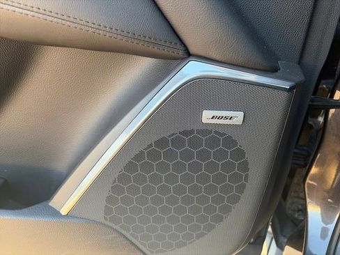 Used 2017 Cadillac Escalade ESV Premium Luxury image 53