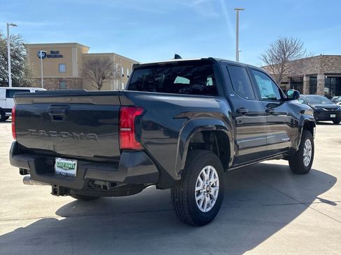 New 2026 Toyota Tacoma SR5 image 4