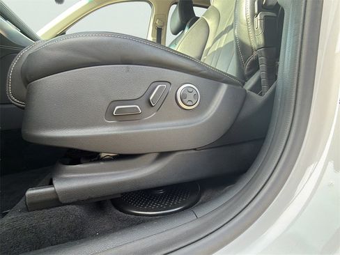 Used 2024 Genesis GV80 3.5T image 5