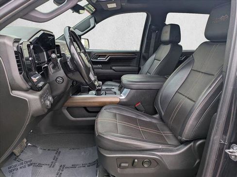 Used 2023 Chevrolet Silverado 1500 High Country w/ High Country Premium Package AWD/4WD image 17