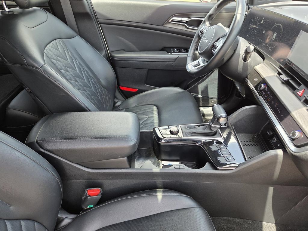 Used 2024 Kia Sportage X-Pro AWD/4WD image 30