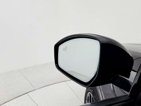 Certified 2025 Land Rover Discovery Sport S image 23