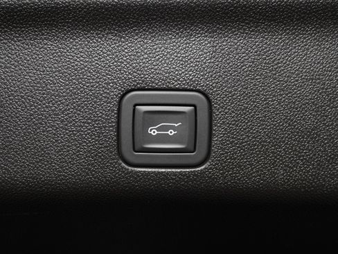 Used 2026 GMC Yukon AT4 w/ AT4 Premium Plus Package AWD/4WD image 13