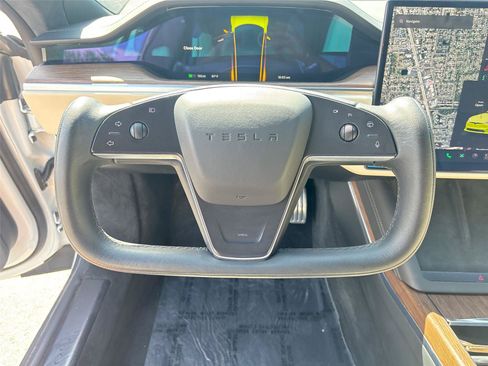 Used 2021 Tesla Model S Plaid AWD/4WD image 11