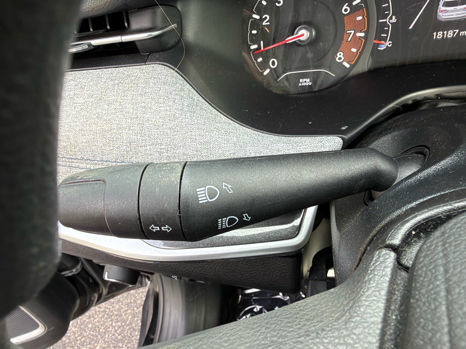 Used 2023 Jeep Compass Sport AWD/4WD image 29