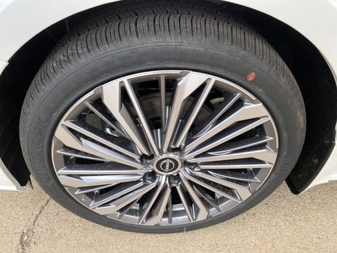 New 2026 Nissan Altima 2.5 SV w/ SV Premium Package FWD image 26