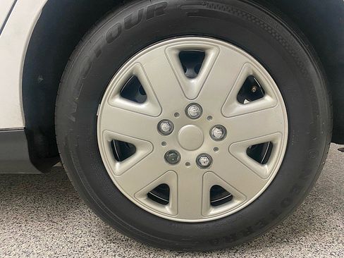 Used 2018 Ford Focus S image 25