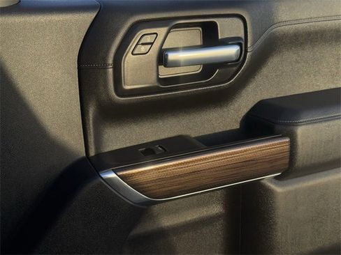 Certified 2020 Chevrolet Silverado 1500 RST w/ All-Star Edition image 26